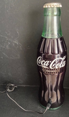 26150-1 € 10,00 coca cola radio in v orm v an fles.jpeg